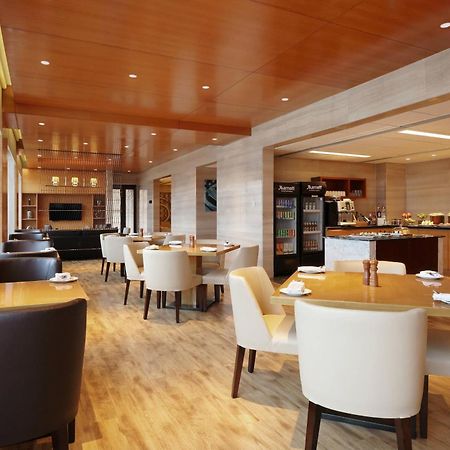 Courtyard By Marriott Pune Chākan Exteriör bild
