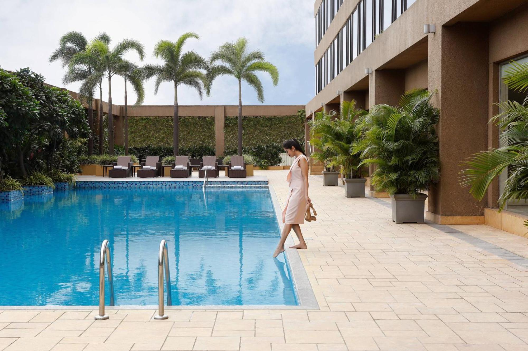 Courtyard By Marriott Pune Chākan Exteriör bild