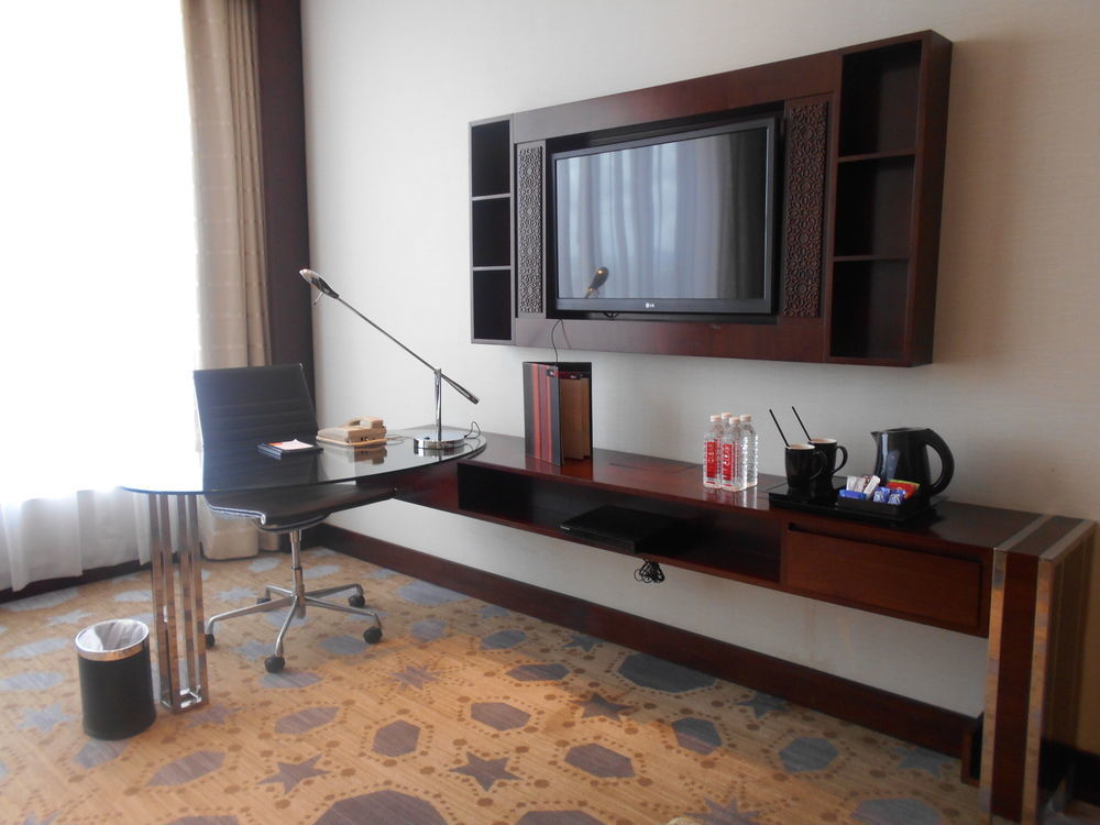 Courtyard By Marriott Pune Chākan Exteriör bild