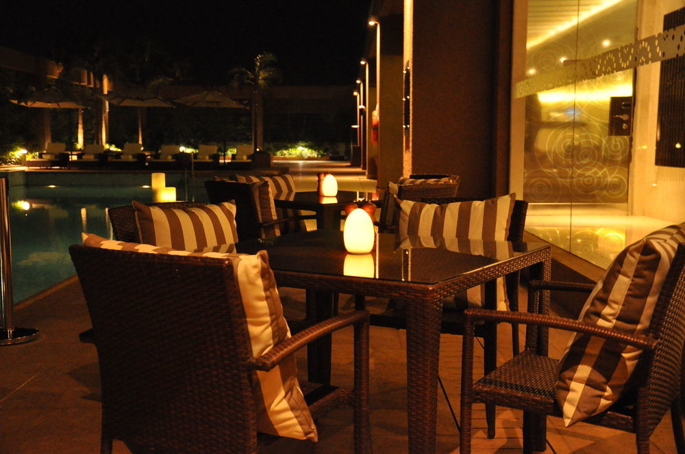 Courtyard By Marriott Pune Chākan Exteriör bild